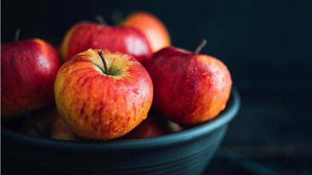 Сколько сахара содержится в яблоках