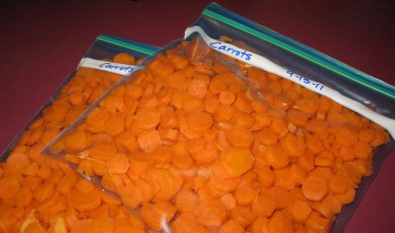 Как хранить морковь в холодильнике: что делать в домашних условиях, чтоб она не вяла, как правильно действовать, чтобы сберечь овощ свежим, в том числе на всю зиму? русский фермер