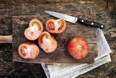 Как снять кожуру с помидора в микроволновке. способы снятия кожи с помидора