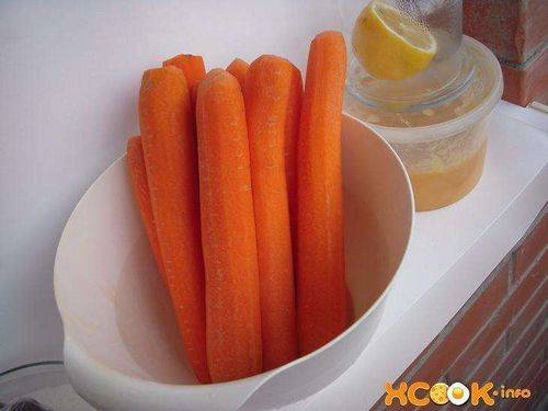 Морковь: калорийность, химический состав сырой, пищевая и энергетическая ценность, витамины, также сколько ккал, углеводов (бжу) в 1шт и 100 грамм отварной, жареной? русский фермер