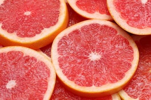 Белый грейпфрут: полезные свойства и противопоказания, описание вкуса, фото