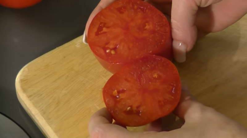 Какие особенности агротехники у сорта томатов "лентяйка"
