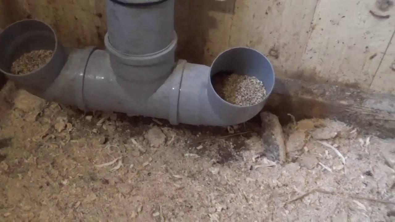Как сделать кормушку для кур из канализационной трубы