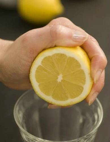 Очищение кишечника соленой водой с лимоном