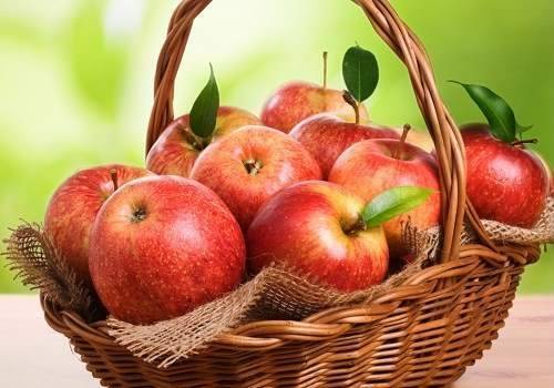 Как кушать яблоки при панкреатите