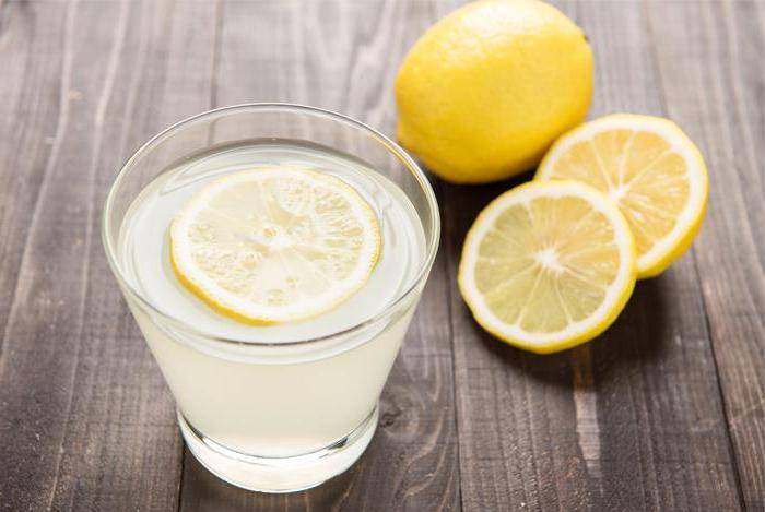 Чай с лимоном при грудном вскармливании: можно ли пить, когда вводить в свой рацион и в меню малыша?