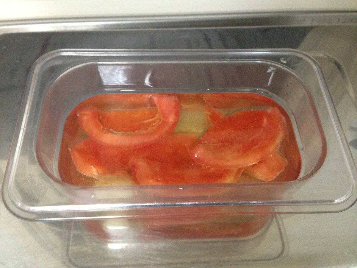 Что делать с подпорченными помидорами, или как сохранить томаты свежими надолго?